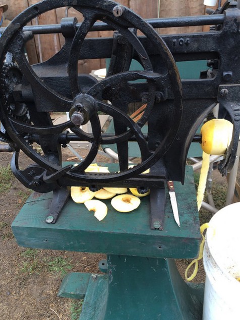 Old-school apple peeler and slicer